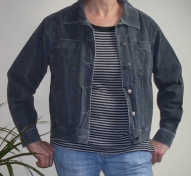 schwarz-graue Jacke