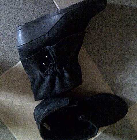 Velourleder-Keilstiefeletten wedges Gr. 39
