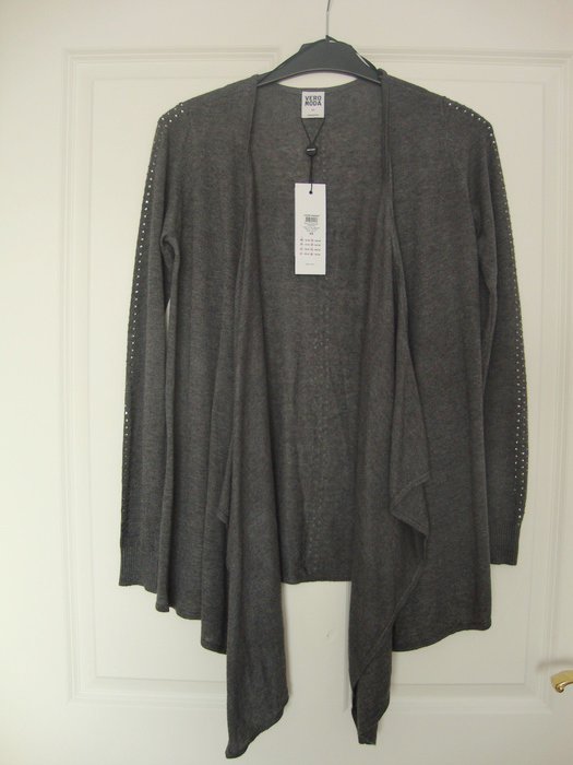 NEU! Vero Moda Wasserfall Cardigan, Strickjacke mit Strasssteinen