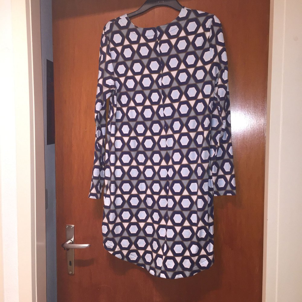 Kleid NEU