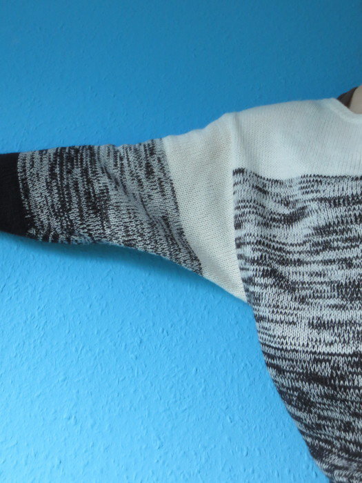 Oversize Pullover/Strickkleid mit Fledermausärmel