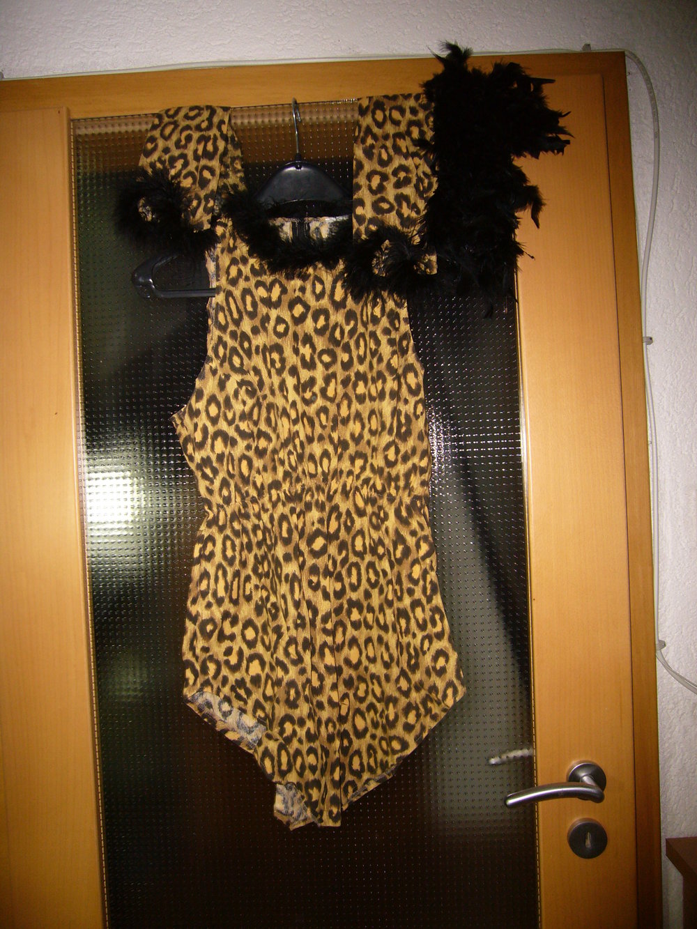 Faschingskostüm Leopard Gr.38?Bitte Maße beachten