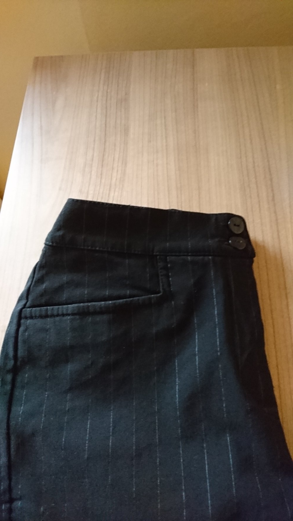 tolle Nadelstreifenhose in Gr. 36 von Casual Wear in schwarz