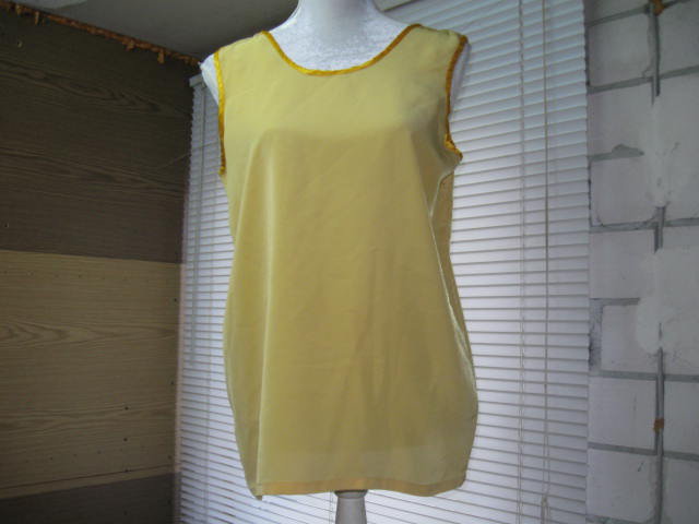 *** Seidenartiges Top ***