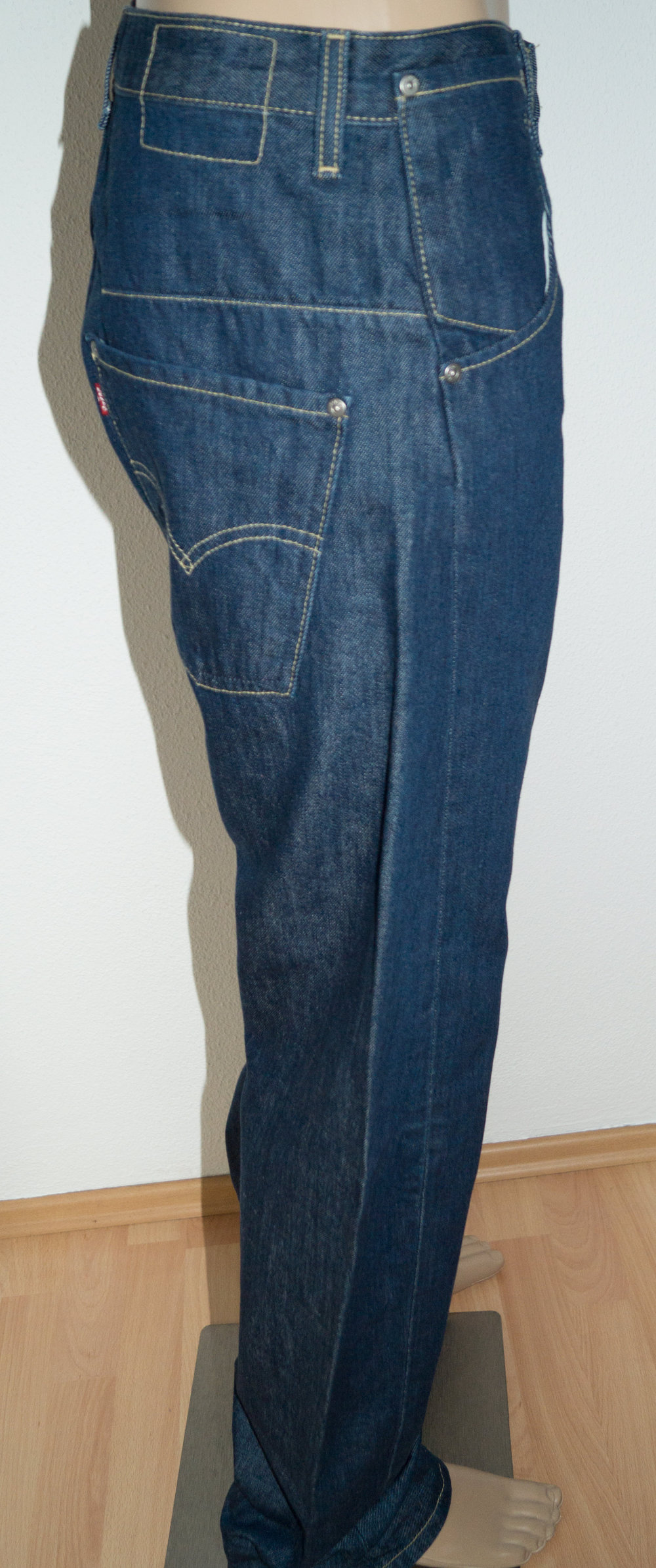 Levi's Twisted Jeans - Neuwertig - Gr. 32x34