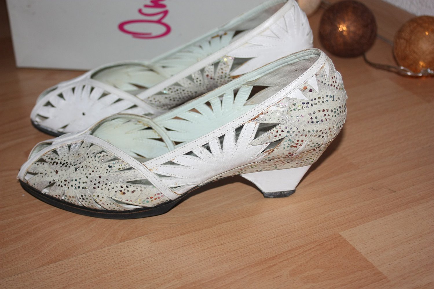 Weiße glitzernde Sandalen, Sandaletten, Gr. 40,5