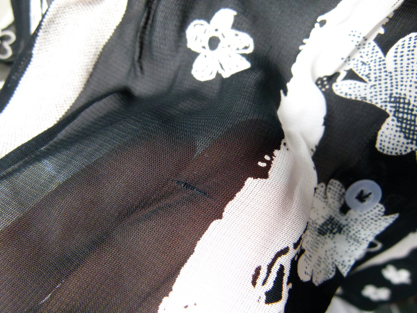 Sommer Bluse, schwarz weiß mit Blumenmuster, Boho Mori Landleben Floral Blüten
