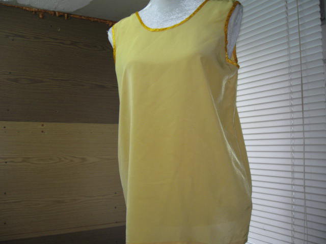 *** Seidenartiges Top ***