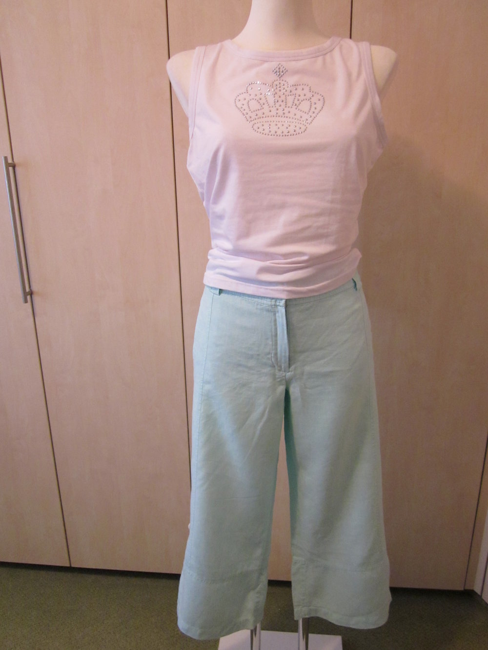 Sommerliche 3/4-Hose in türkis