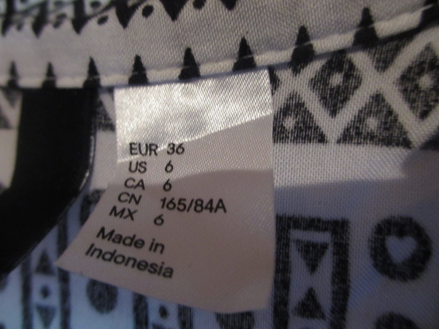 schwarz/weiße ärmellose Bluse von H&M