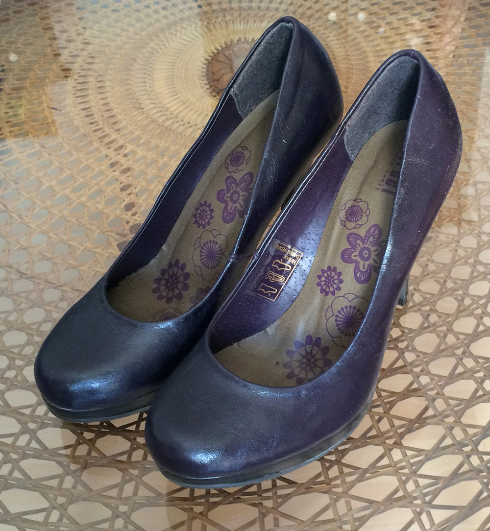 NEU Pumps Lila Aubergine Vintage-Look mit Holzabsatz 37 NP 39,90€