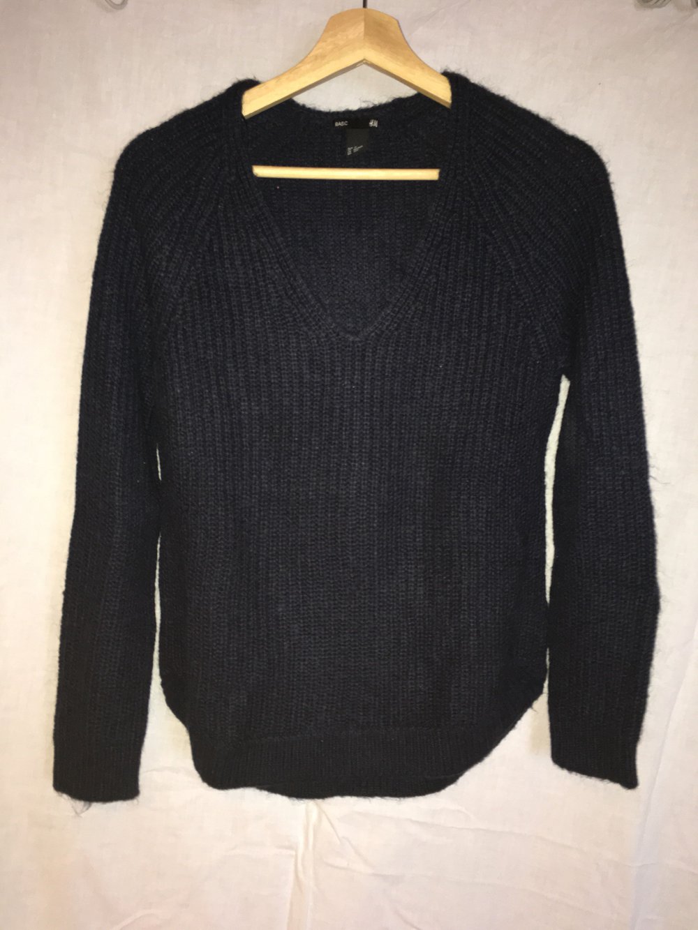 Kuscheliger dunkelblauer Pullover 