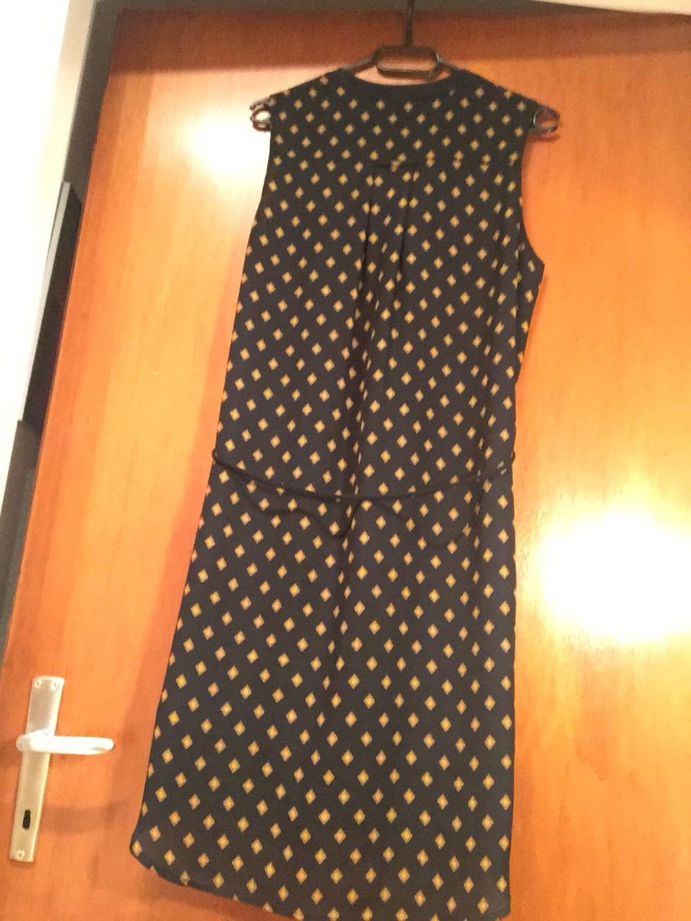 Elegantes Kleid NEU