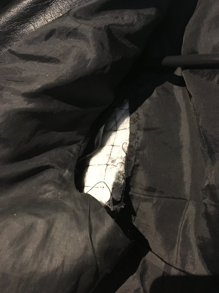 Schwarze Lederjacke 