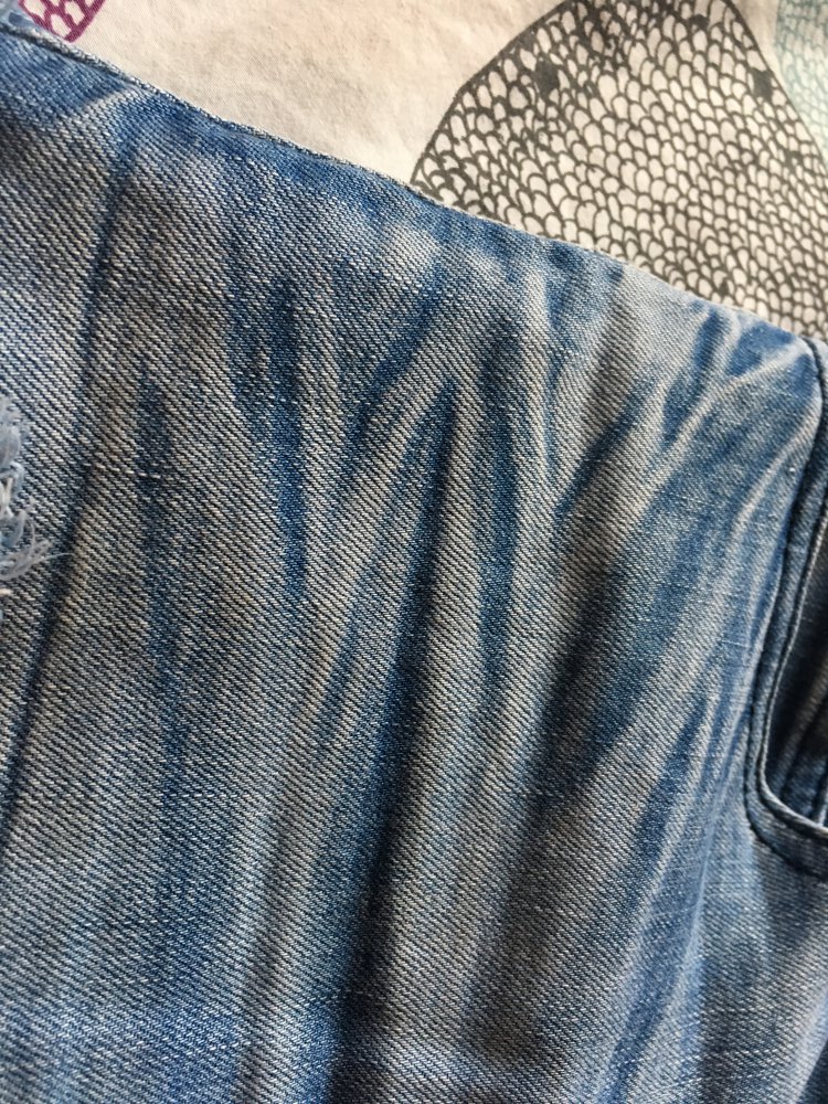 Blaue Jeansshorts 