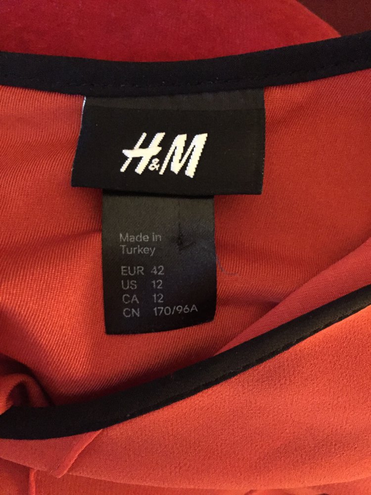 H&M KLEID mit Volants / Flügelärmel Gr. M