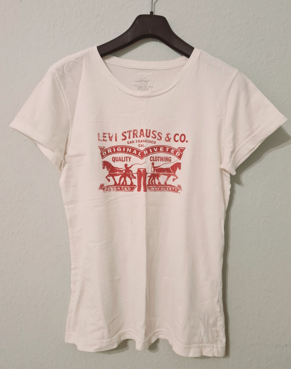 Levis Tshirt Marke