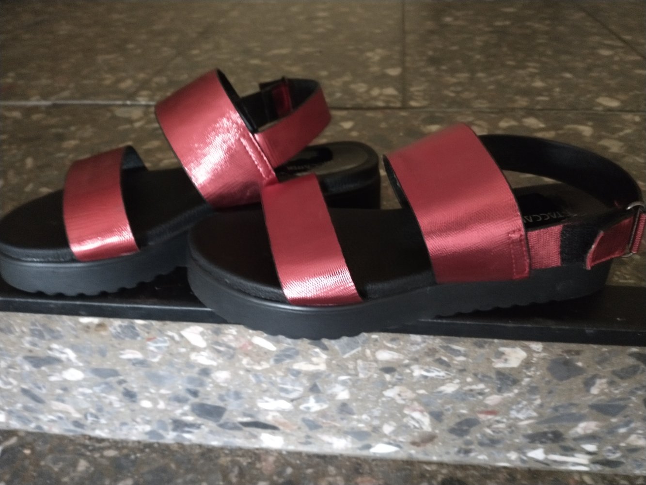 Plateau Sandalen