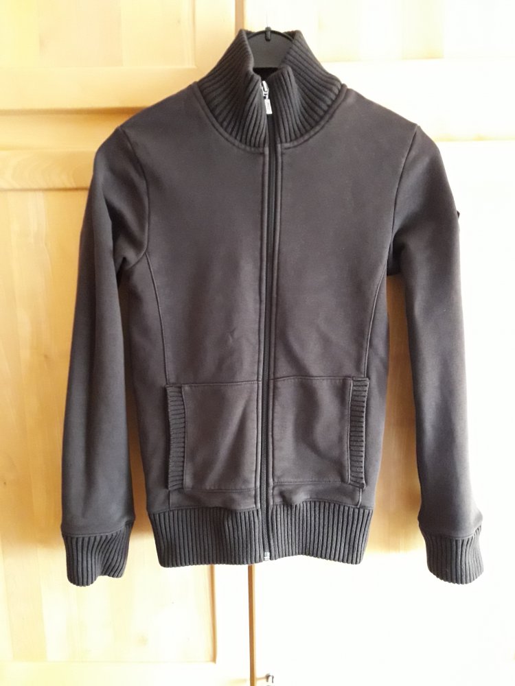 wunderschöne Sweatjacke in Gr. 36 von s. Oliver in dunkelbraun 