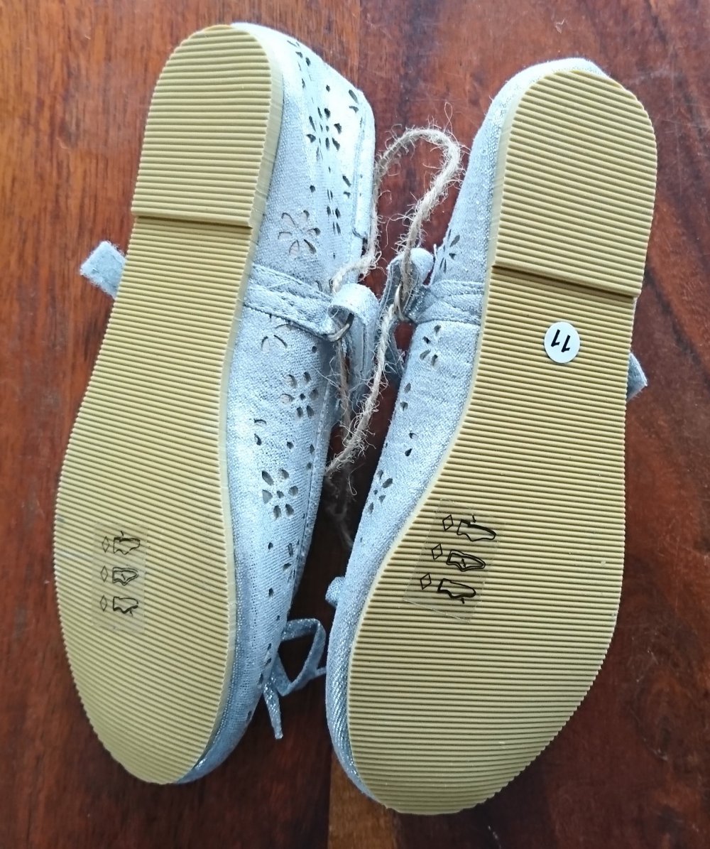 silberne Ballerina Schuhe / Halbschuhe, Chatterbox, Neu, Gr. 29