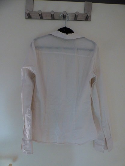 Weiße Basic-Bluse