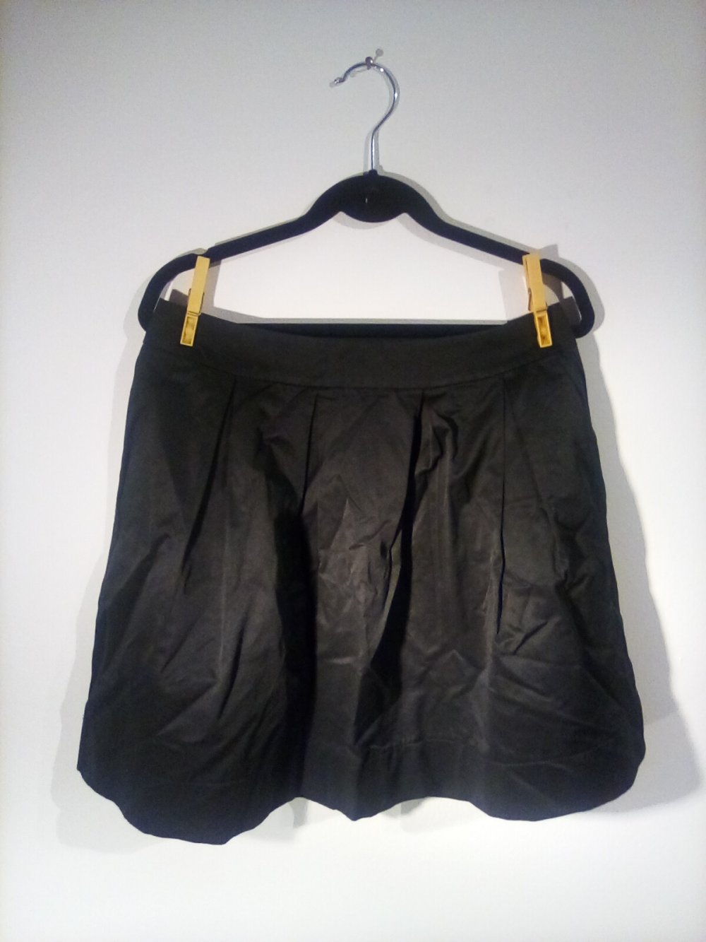 Eleganter Faltenrock
