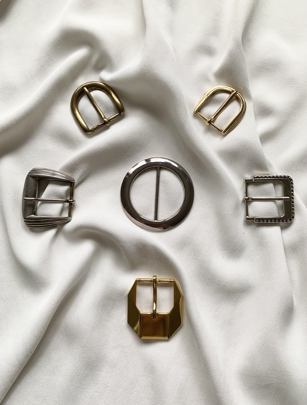 6 goldene & silberne Vintage y2k Retro 2000 Gürtelschnallen im Set für DIY