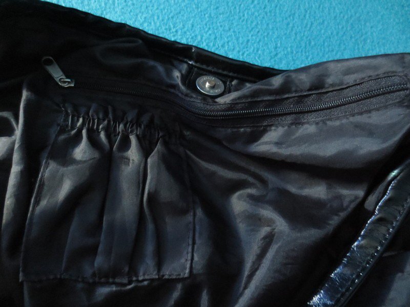 Große Tasche mit schönem Blümchenmuster
