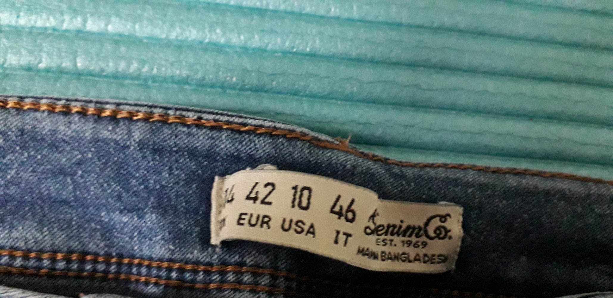 Jeans