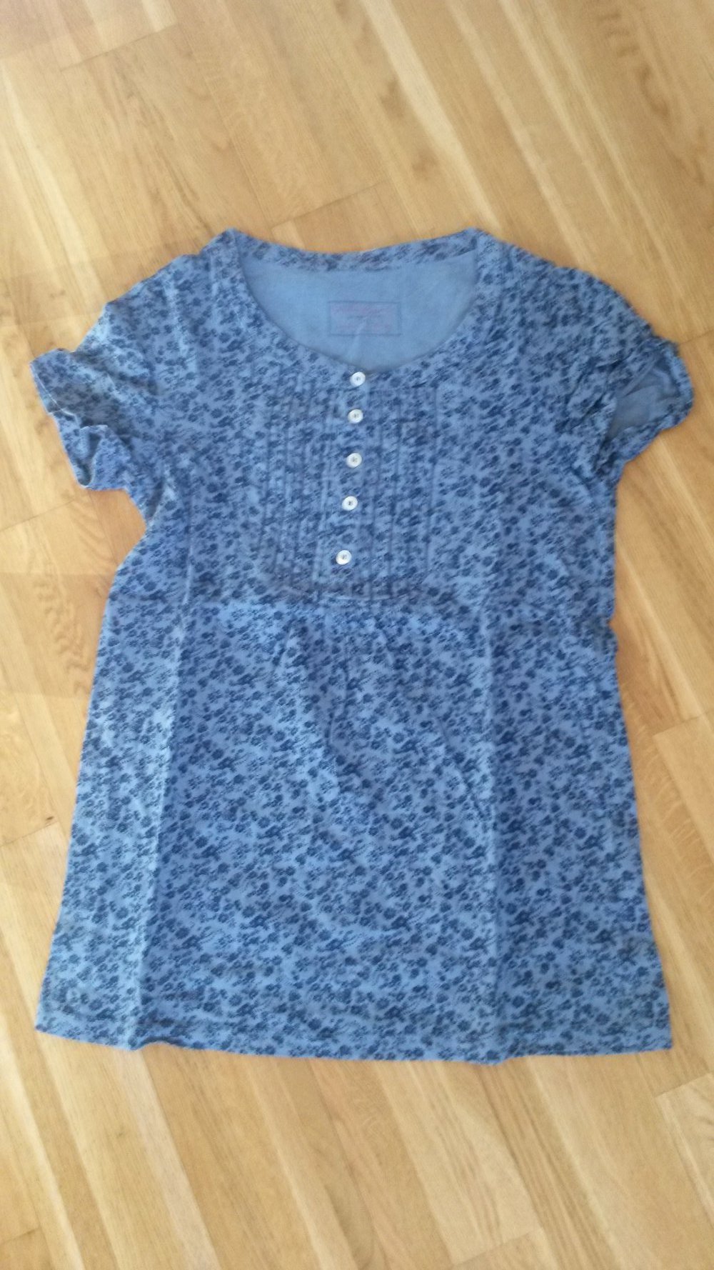 Blumiges Shirt,