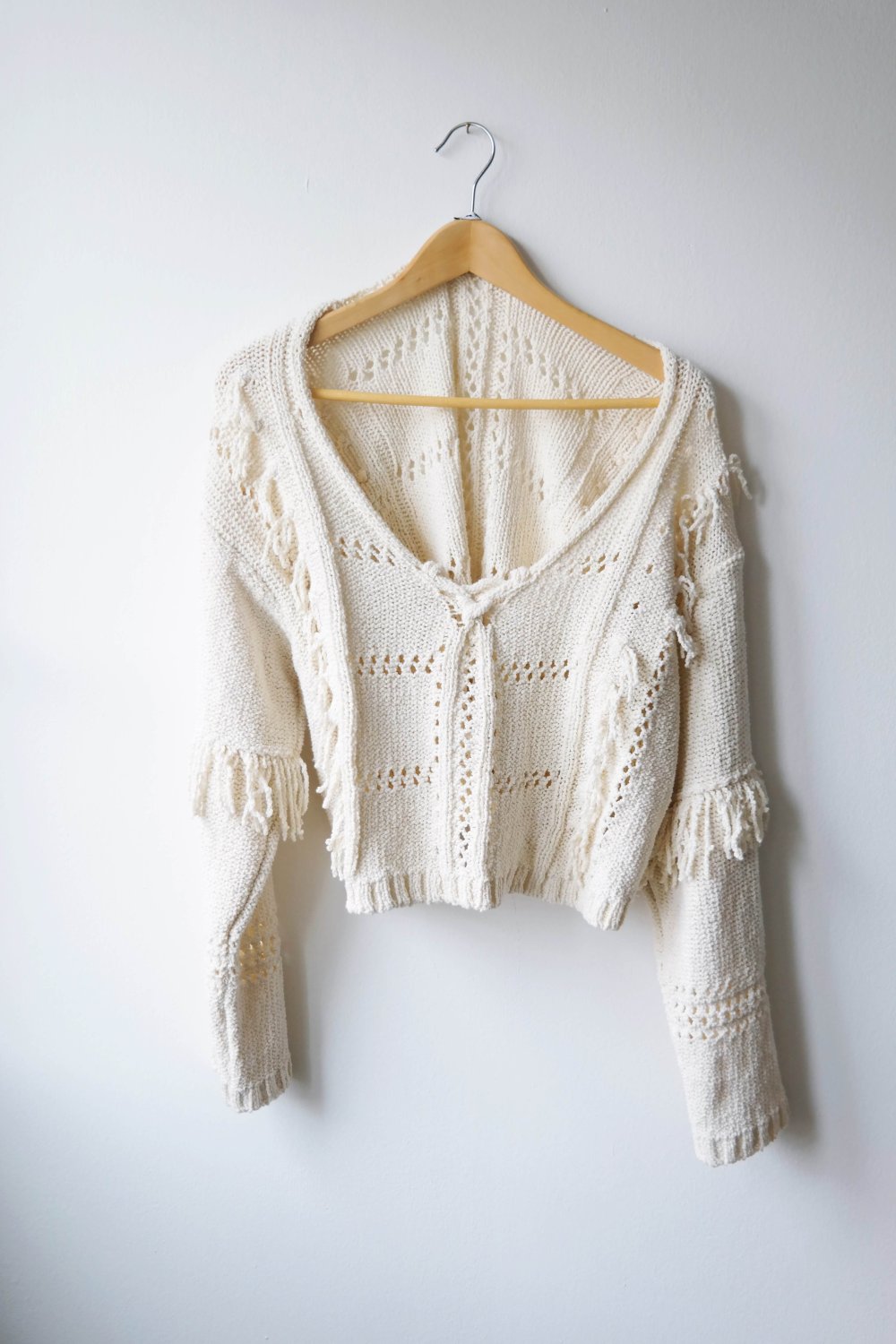 Zara Hippie Pullover Fransen weiß creme V-Ausschnitt locker oversized Lochmuster L 40