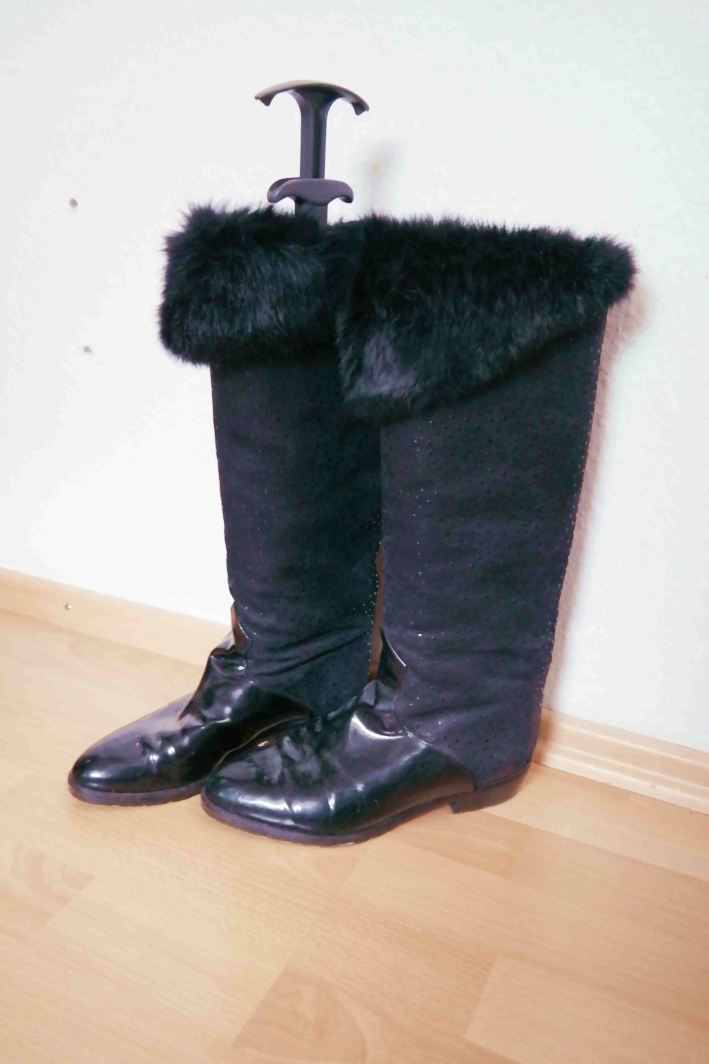 Vintage Stiefel Winterstiefel warm schwarz gefüttert Leder Echtleder Lack Fell Pelz 39