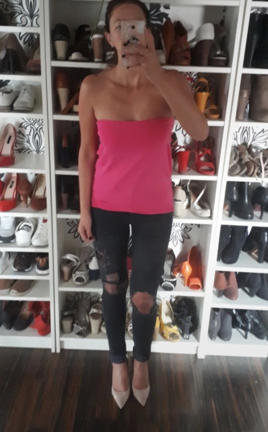 schulterfreier Top in dem angesagten Pink