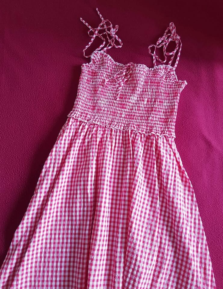 Wunderschönes Sommerkleid gr 36 NEU