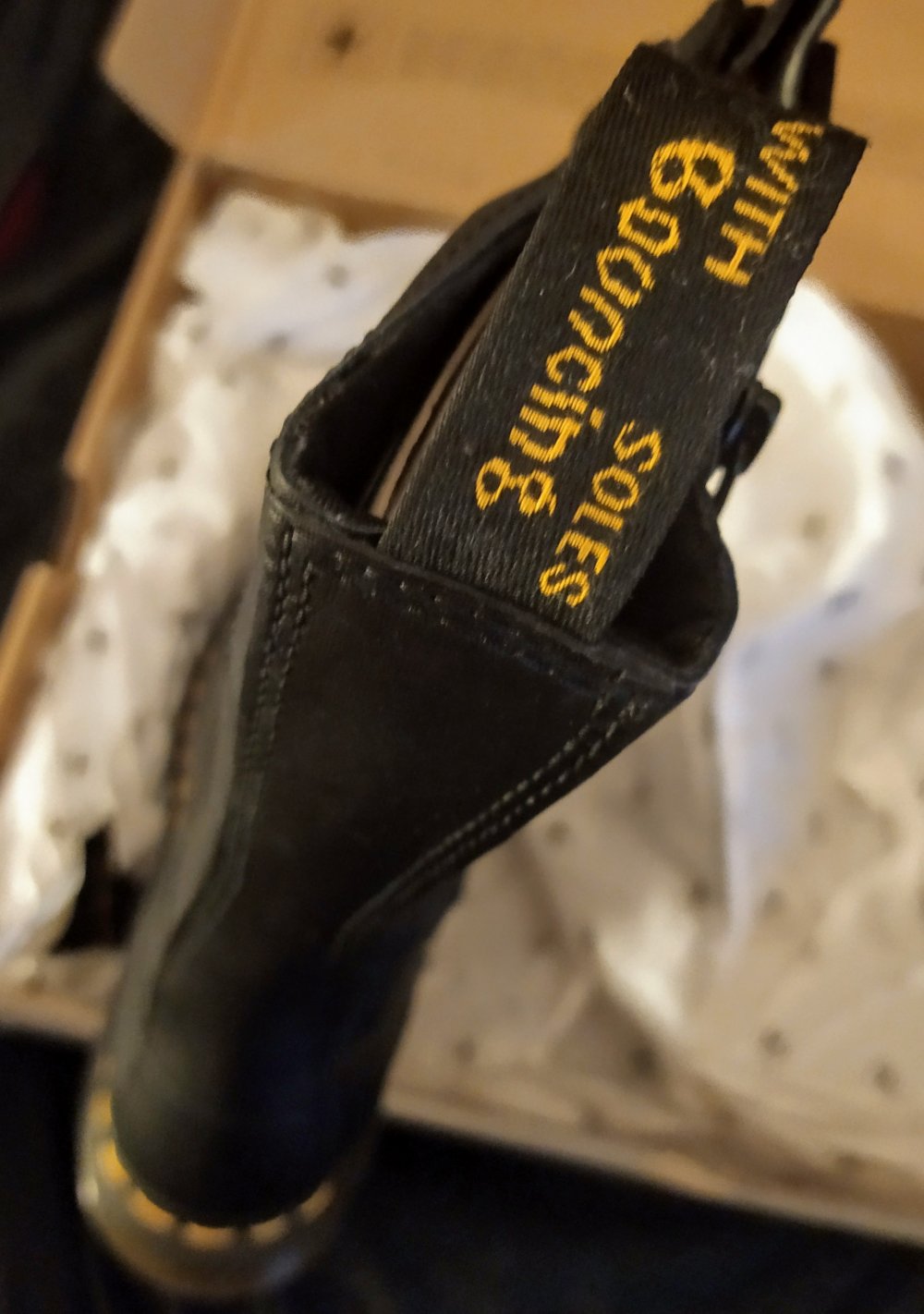 Noch nie getragene 14-Loch Dr.Martens 