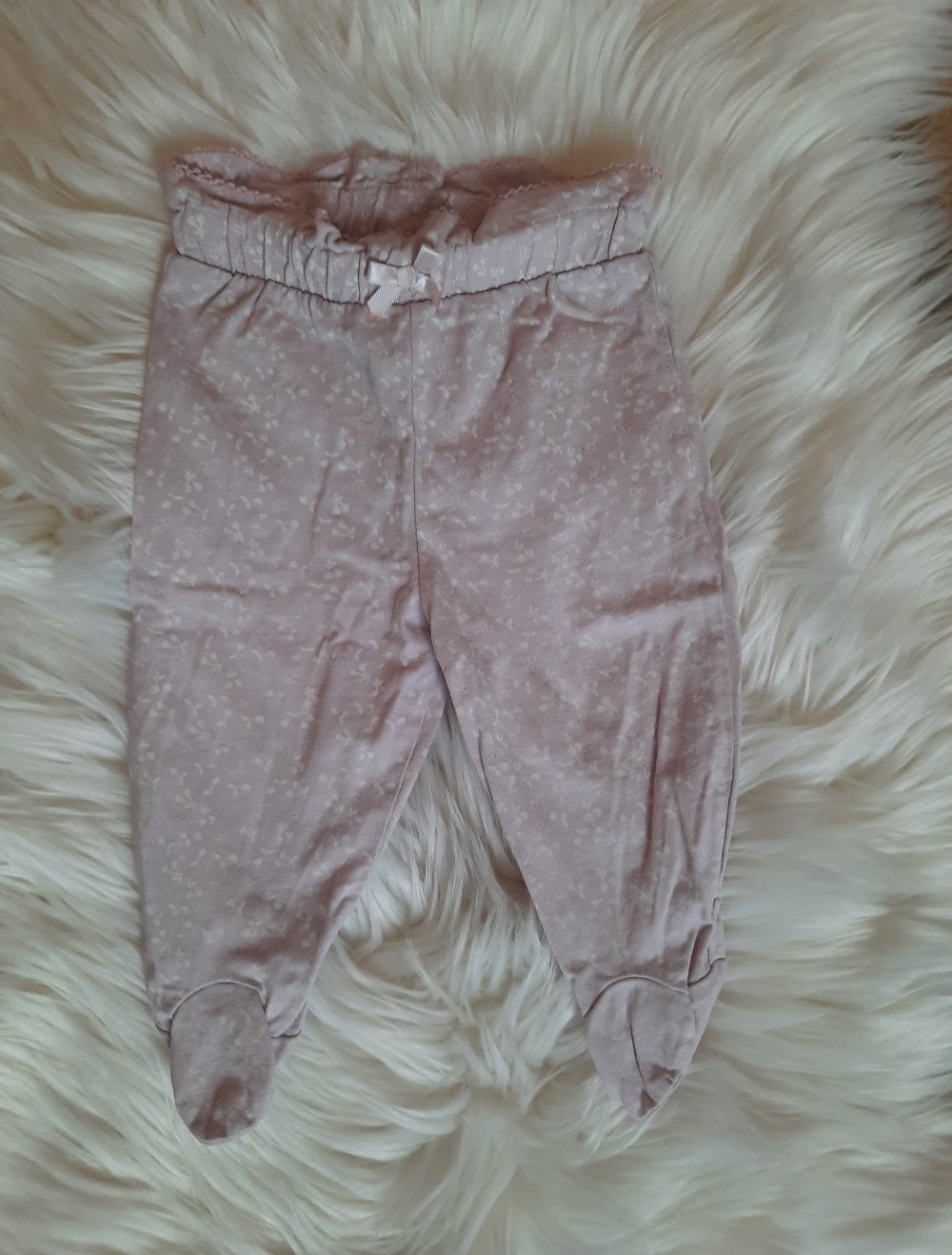 Babyhose mit Füßen Ergee 56