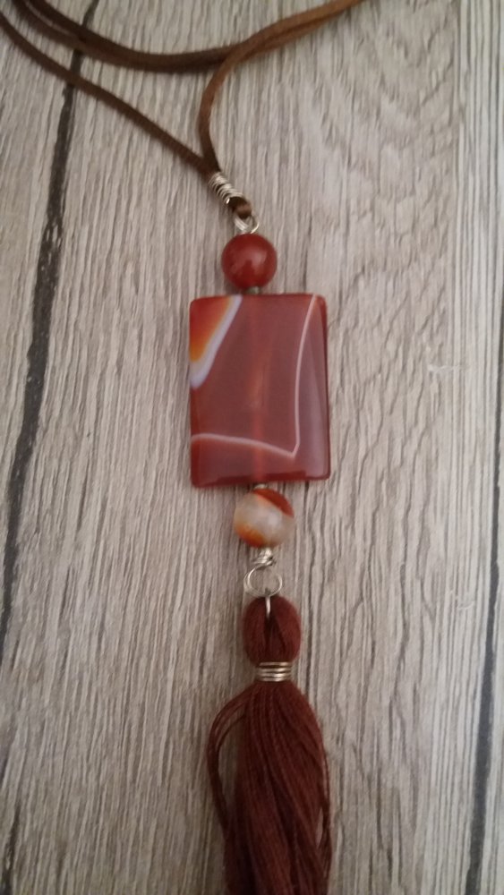Damen Handgemachte Edelstein Halskette mit Achat und Quaste