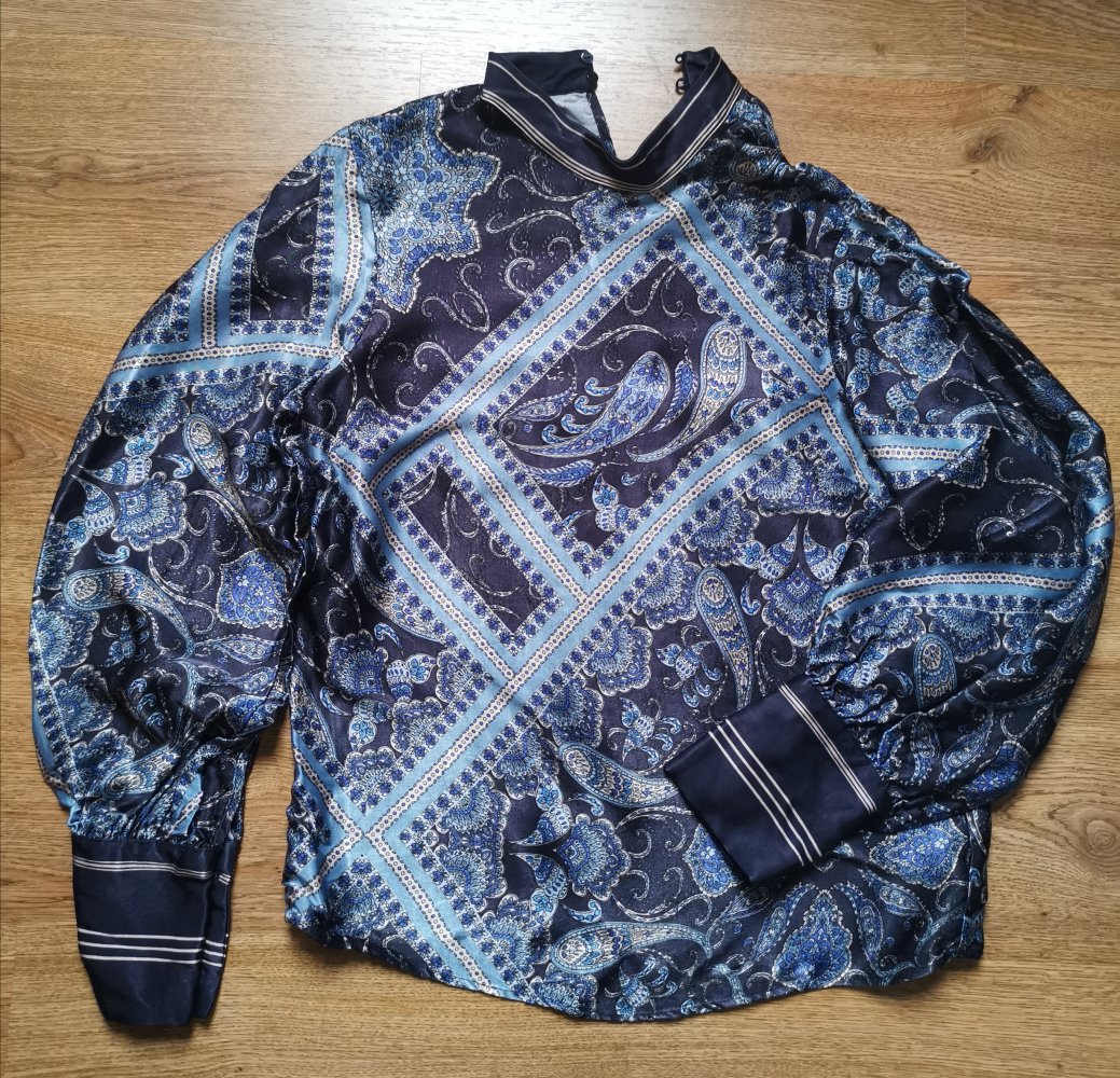 H&M Satin Bluse