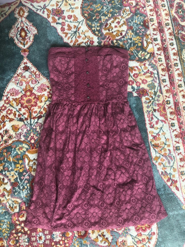 Abercrombie & Fitch Kleid Dunkellila