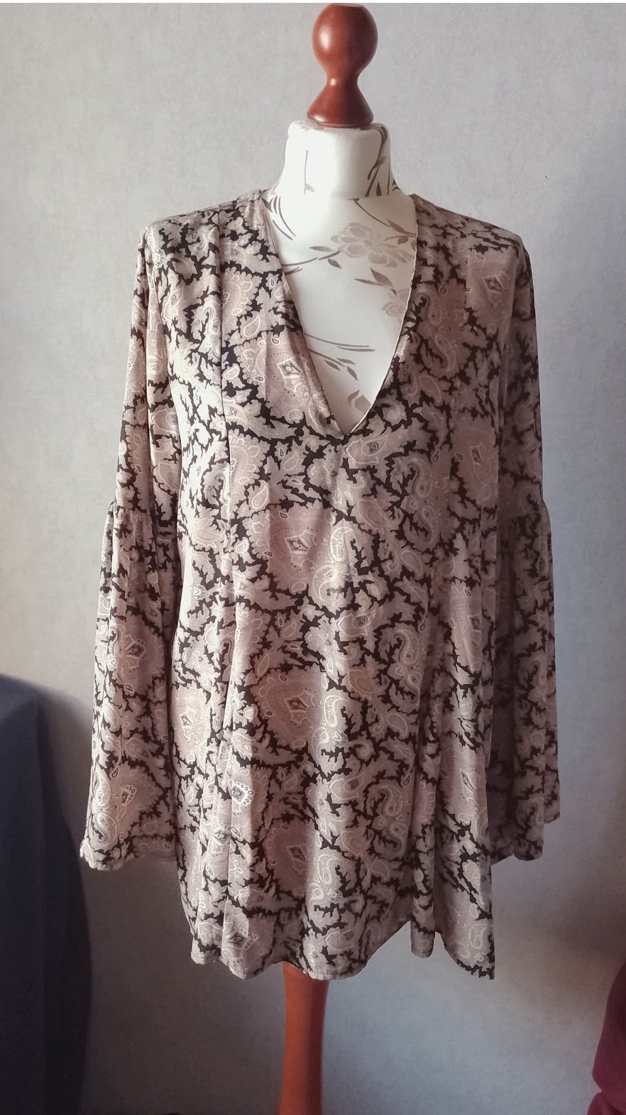 Ginatricot Damen Tunika Long Bluse Gr-44 rosa schwarz gemustert