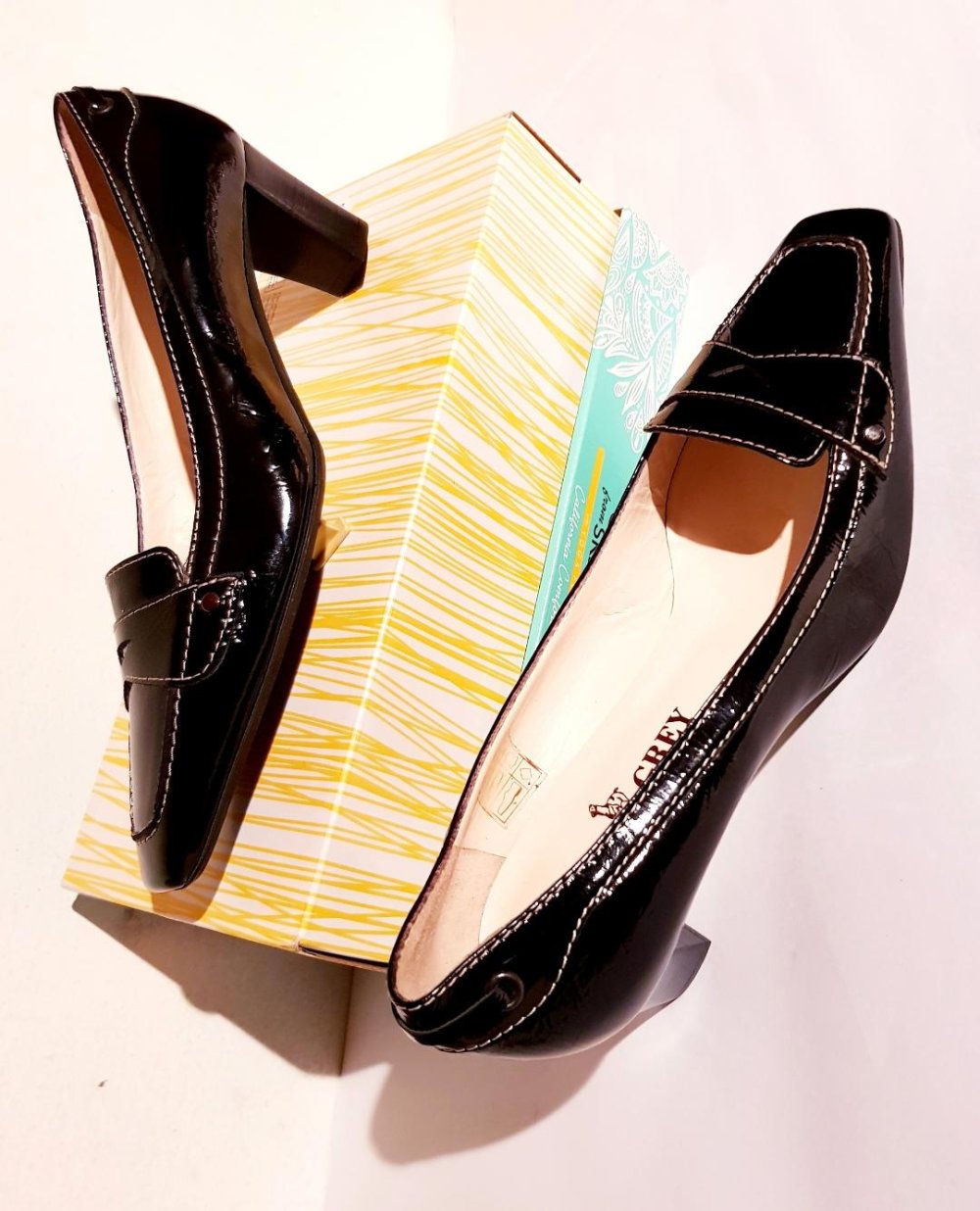 Damenschuhe Pumps Designer JOHN GREY Gr. 39 Echtleder 5 cm Absatz Schwarz Elegant