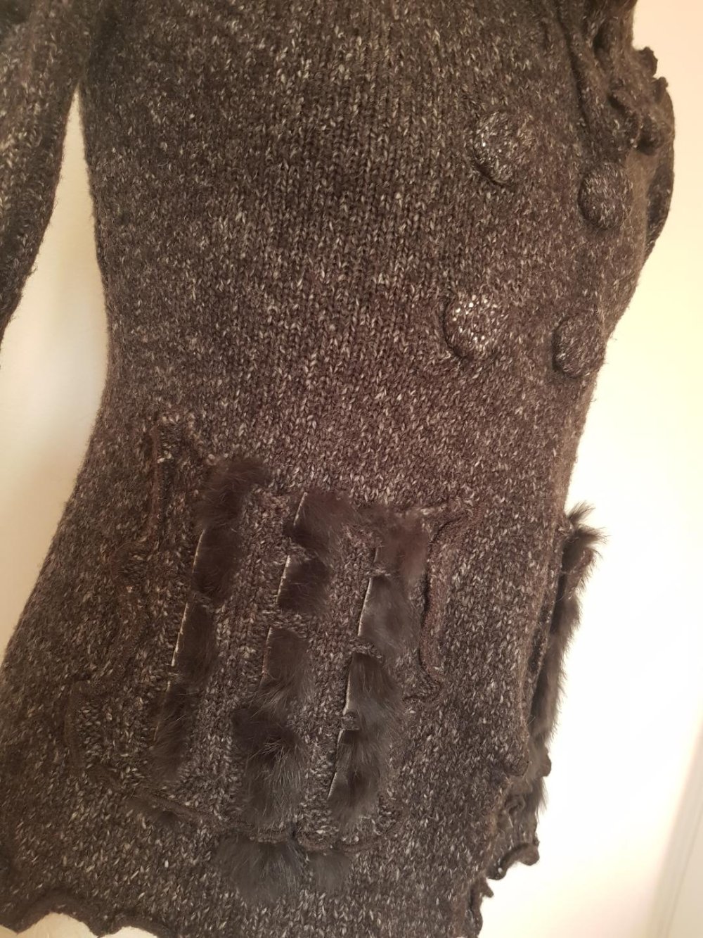 Wolljacke Wangshugiao in -schwarz-grau meliert mit Fell Gr. L TOP