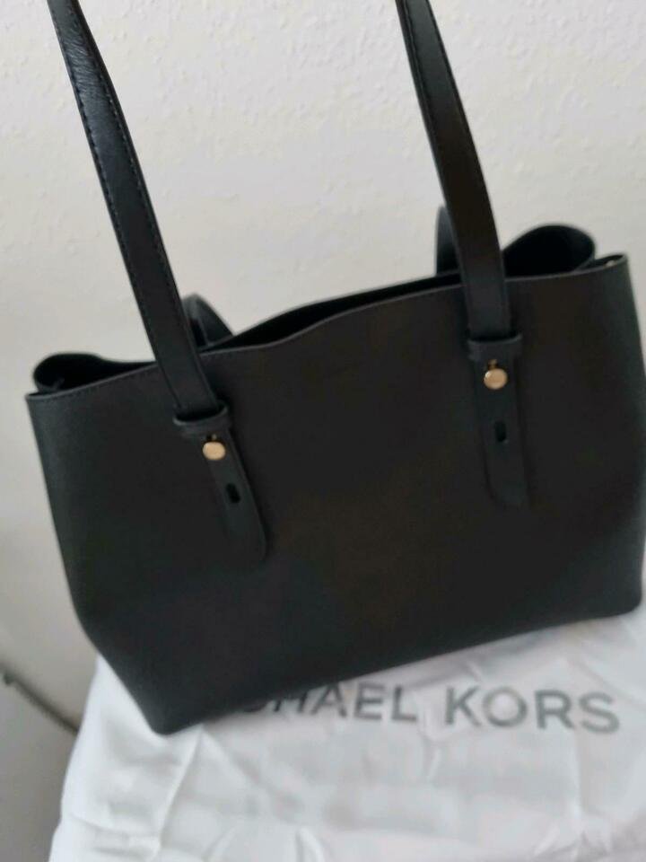 Michael Kors Tasche schwarz