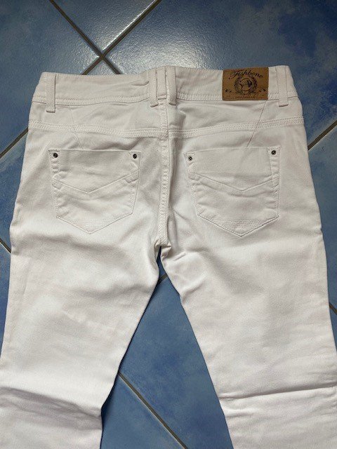 Jeans weiß von Fishbone Gr. 28