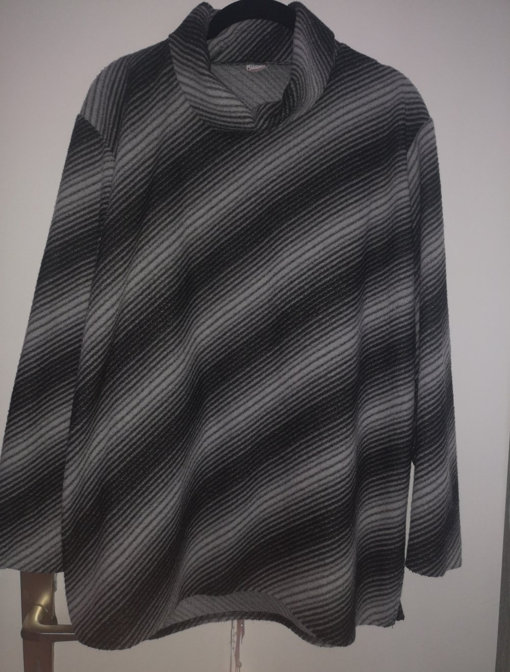 Rollkragenpulli