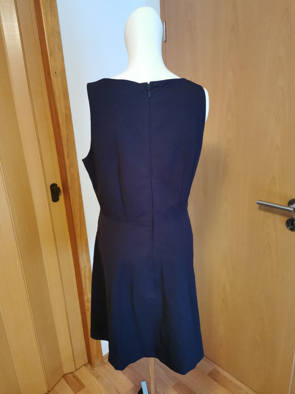 Schickes dunkelblaues Damen- Business- Kleid, Gr. 40