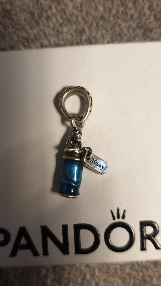 Pandora x Disney Alice im Wunderland, Alice in Wonderland, Trink mich, Always, Original, Charm Dangle, Zustand sehr gut