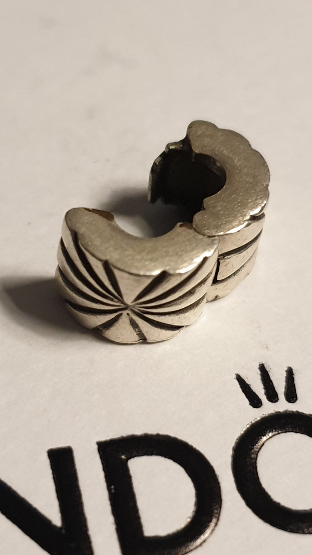 Pandora Sonnenstrahlen Clip Charm, original, Zustand SEHR GUT, top