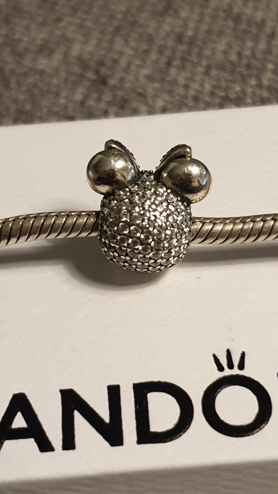 Pandora Disney Minnie Maus mit rosafarbener Pavé-Schleife Clip-Charm, NEUWERTIG