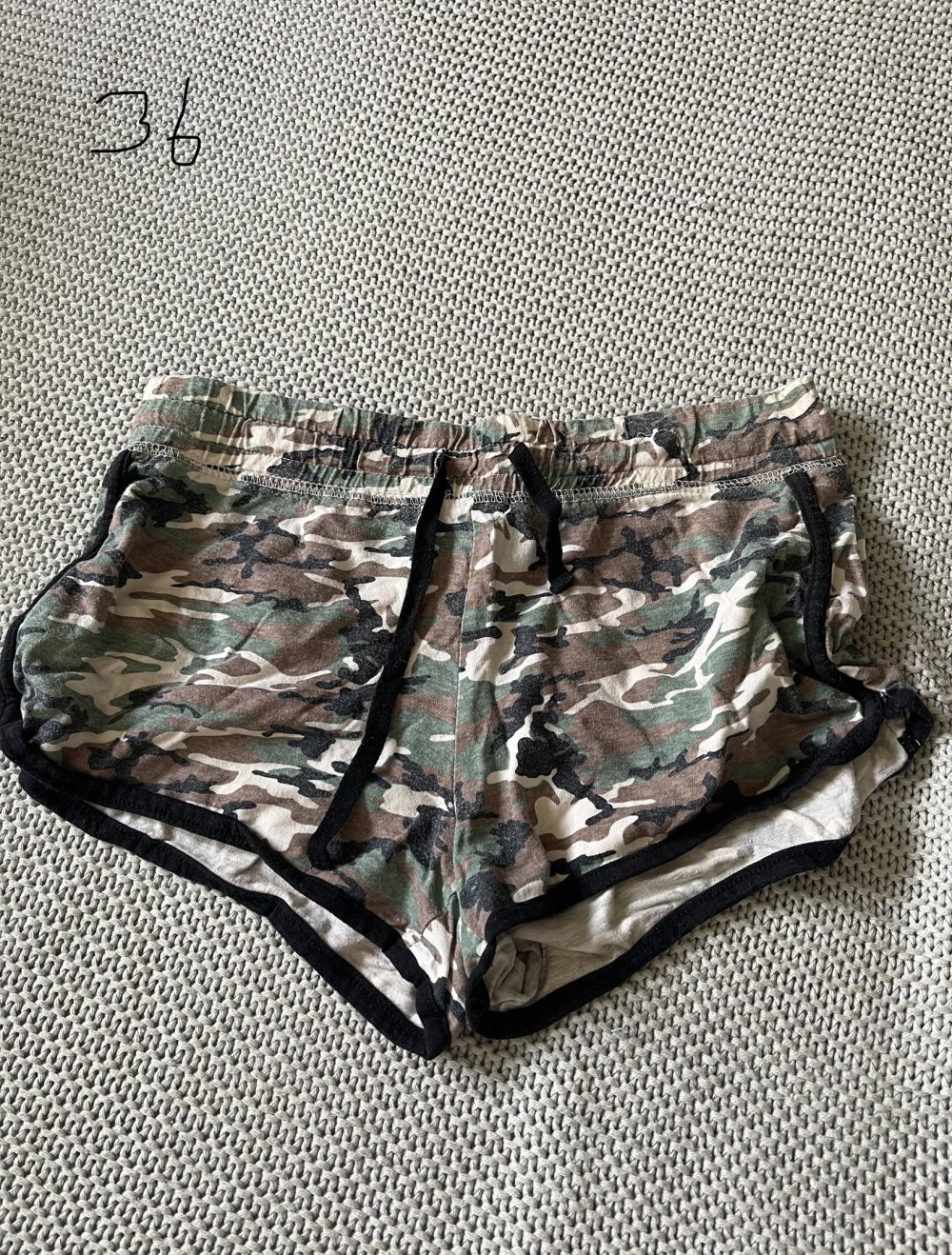 kurze Hosen